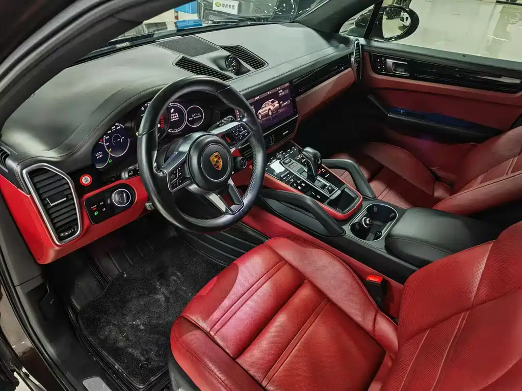 PORSCHE CAYENNE NEW ENERGY