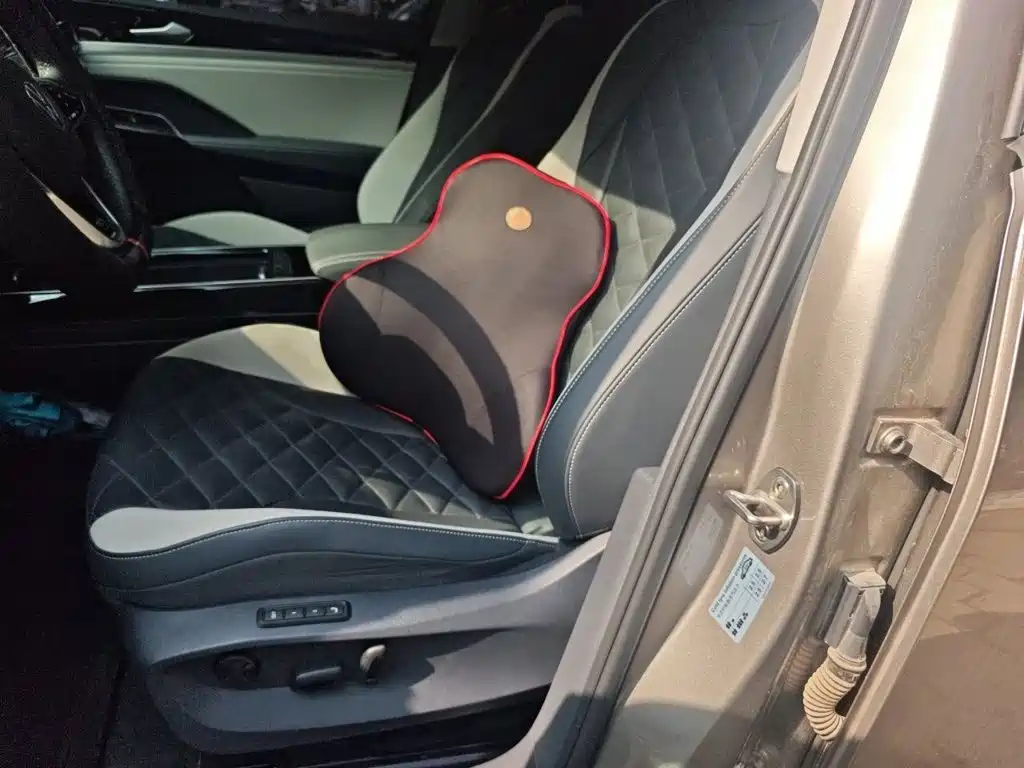 Volkswagen ID.6 Crozz — миниатюра 8