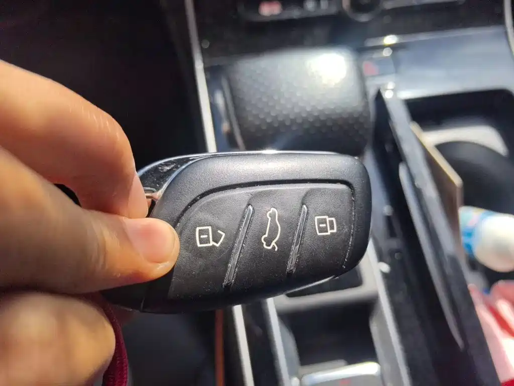 Roewe i6 MAX New Energy — миниатюра 9