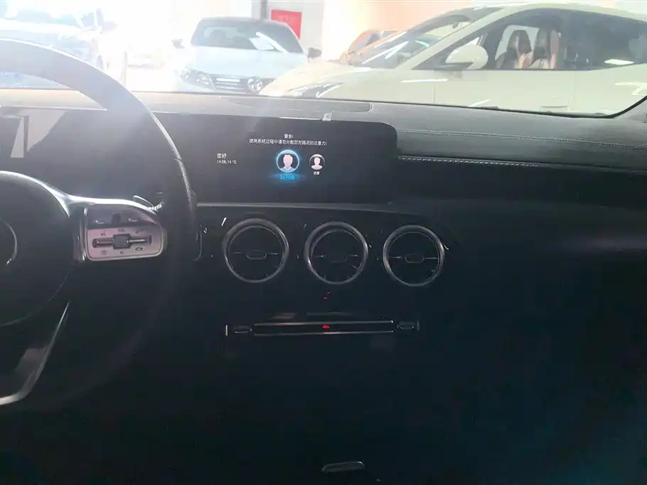 MERCEDES-BENZ A CLASS