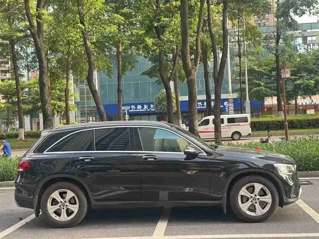 Mercedes-Benz GLC 2020 GLC 260 L 4MATIC