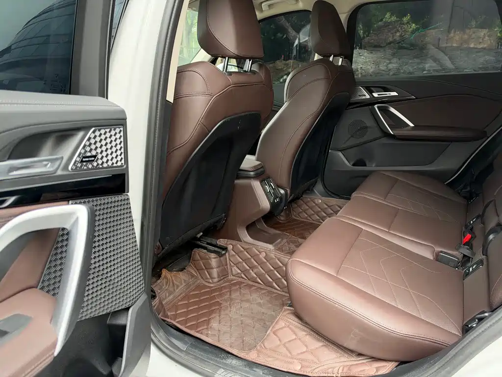 BMW X1 — миниатюра 10