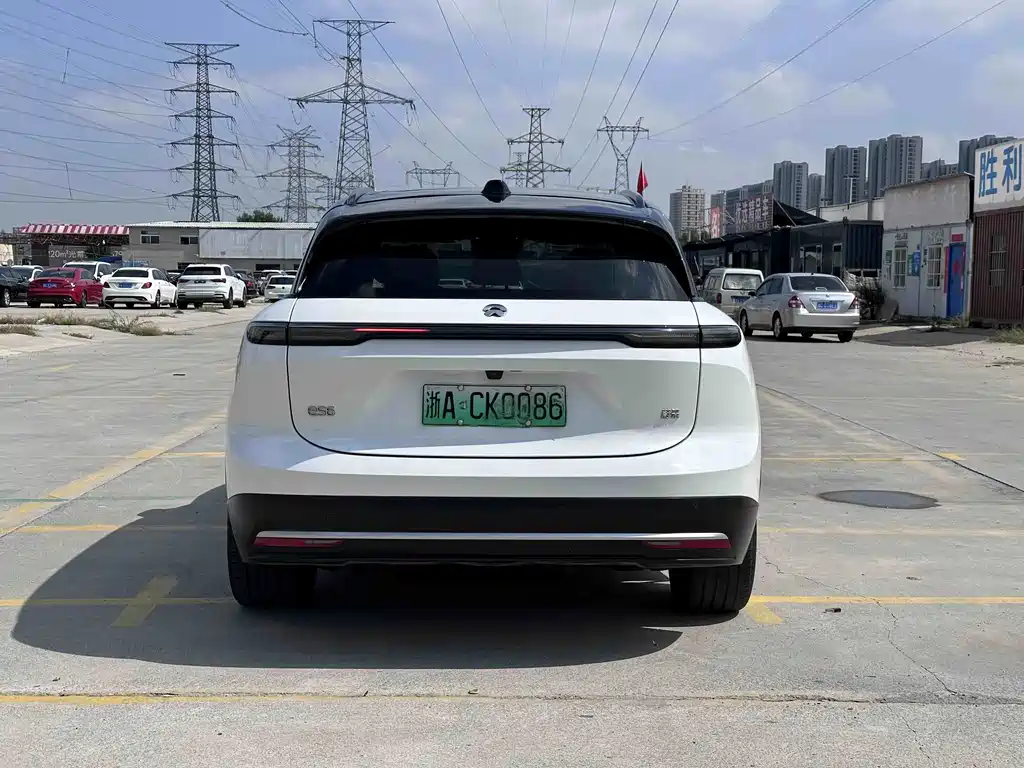 NIO ES6 — миниатюра 8