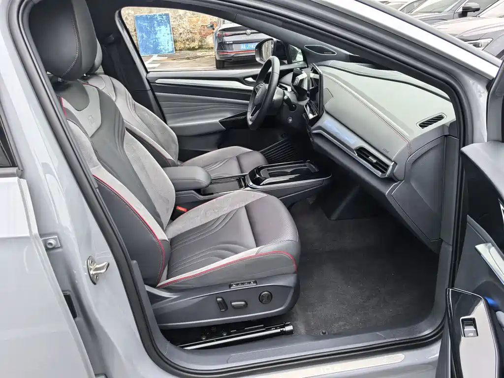 VOLKSWAGEN ID.4 CROZZ