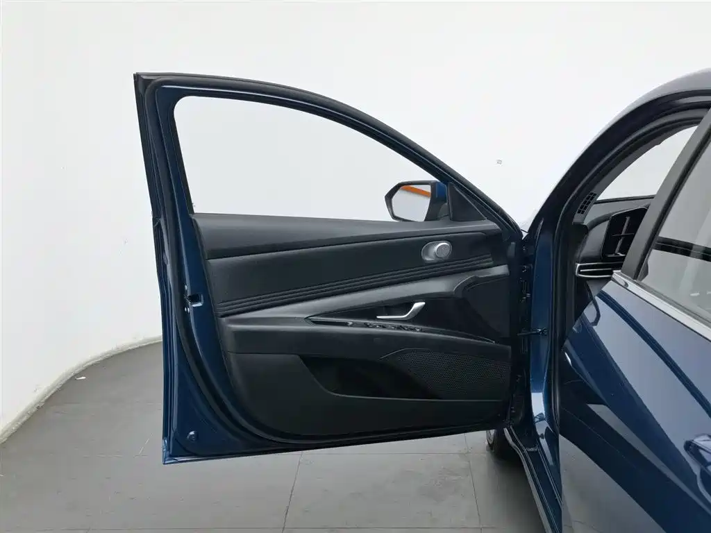 Hyundai Elantra 2022 1.5L CVT GLX Elite