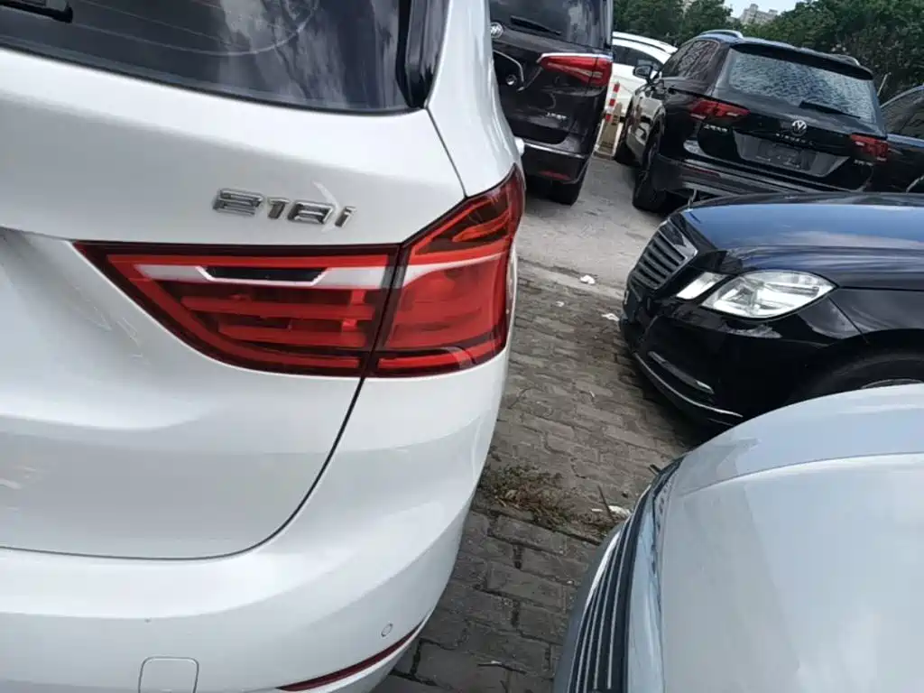 BMW 2 Series Gran Tourer — миниатюра 8