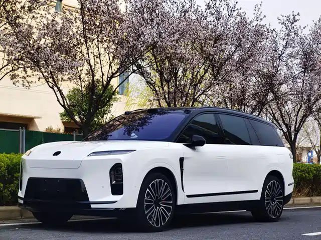 NIO NIO ES8 2026