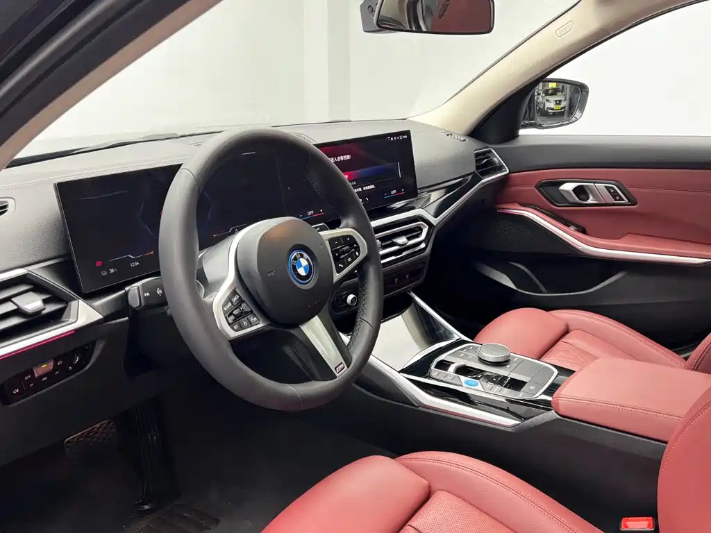 BMW i3 2024 — фото 12