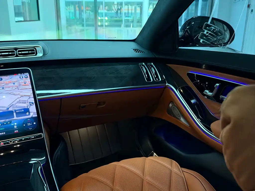Mercedes-Benz S-Class — миниатюра 25