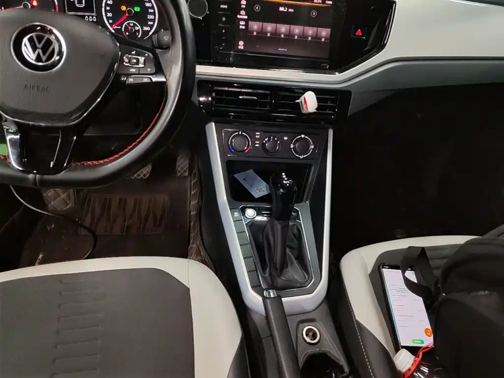 Volkswagen Polo — миниатюра 14