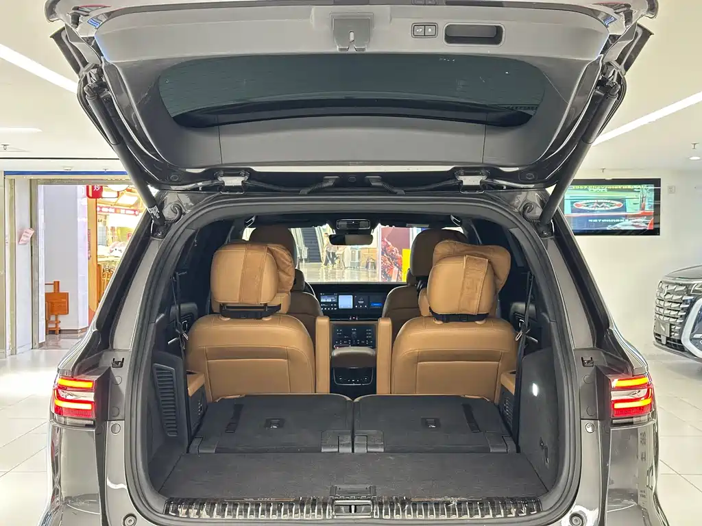 Li Auto Li ONE — миниатюра 8