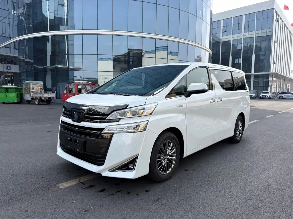 Toyota Vellfire 2023 2.5L HV Luxury