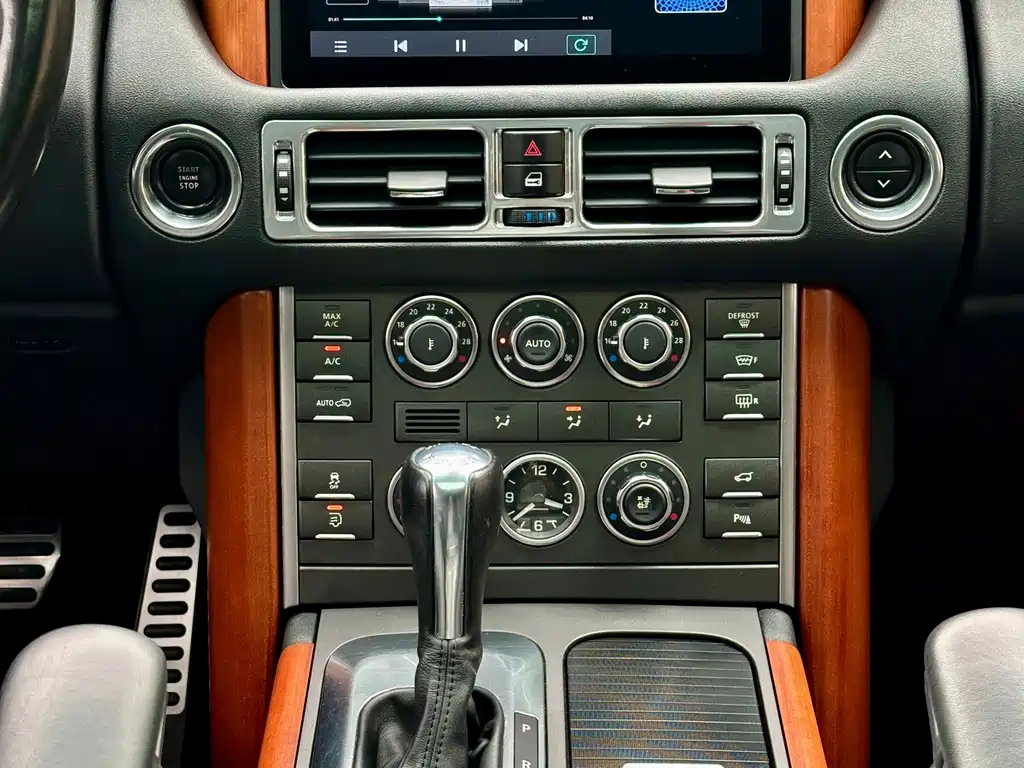 Land Rover Range Rover — миниатюра 14