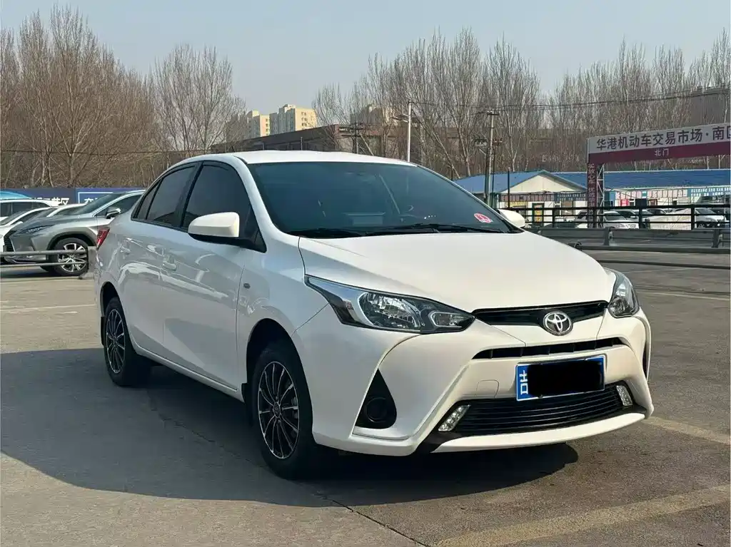 TOYOTA YARIS L TO ENJOY