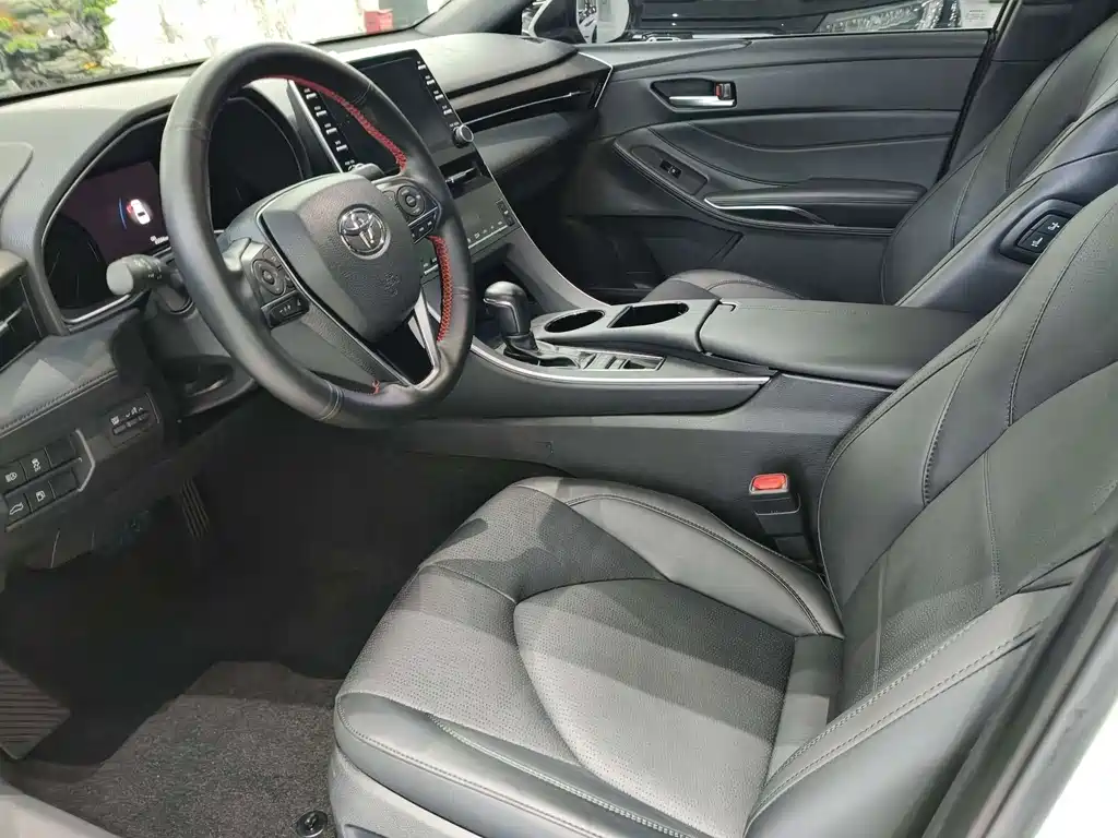 Toyota Avalon — миниатюра 7