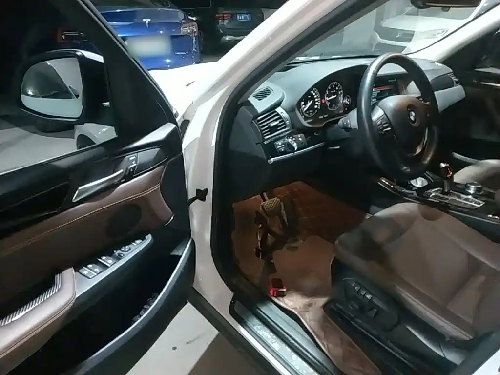 BMW X3 (Import) — миниатюра 16