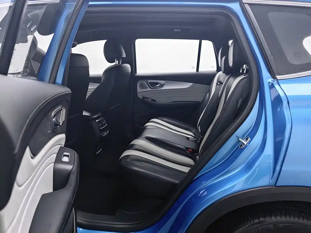 Roewe RX5 MAX — миниатюра 15