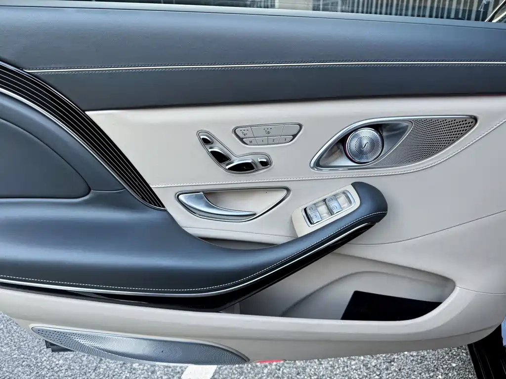 Mercedes-Benz S-Class — миниатюра 11