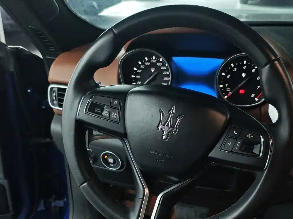 Maserati Levante — миниатюра 11
