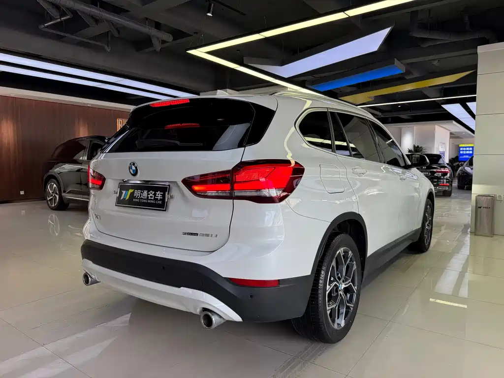 BMW X1 — миниатюра 5