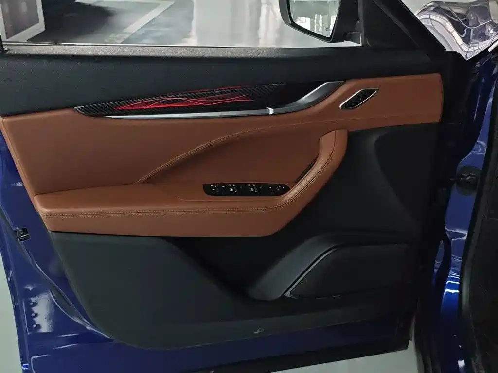 Maserati Levante — миниатюра 9