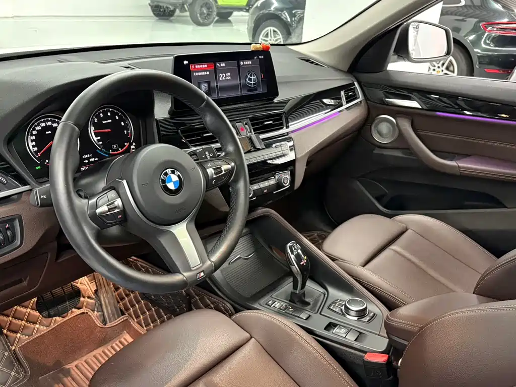 BMW X1 2022 — фото 5