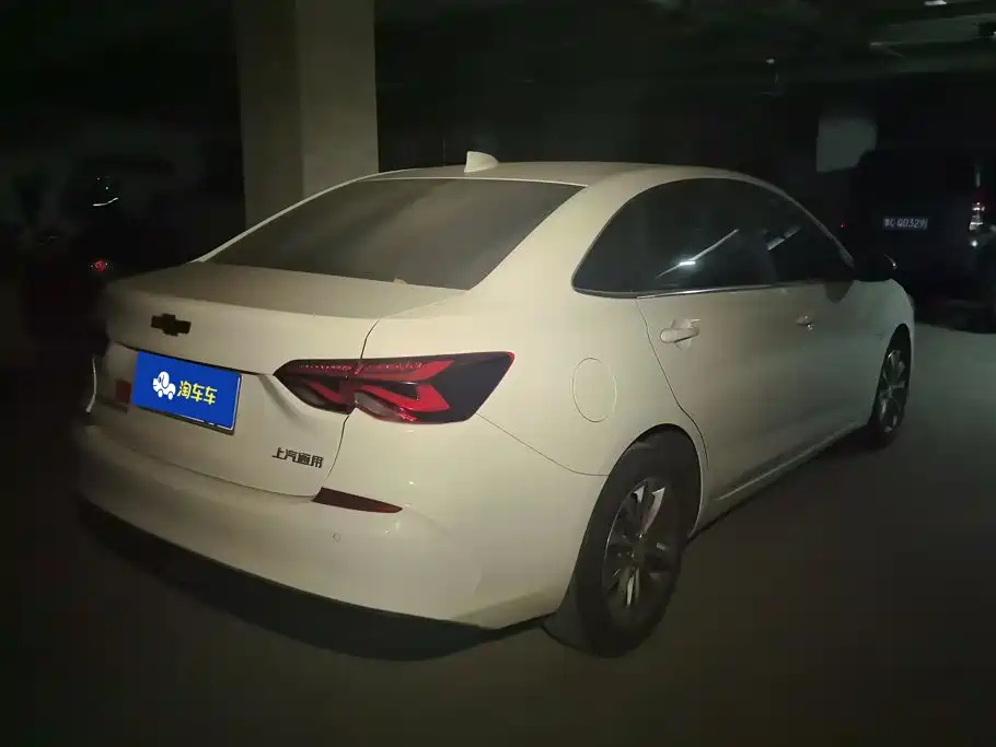Chevrolet Monza — миниатюра 3