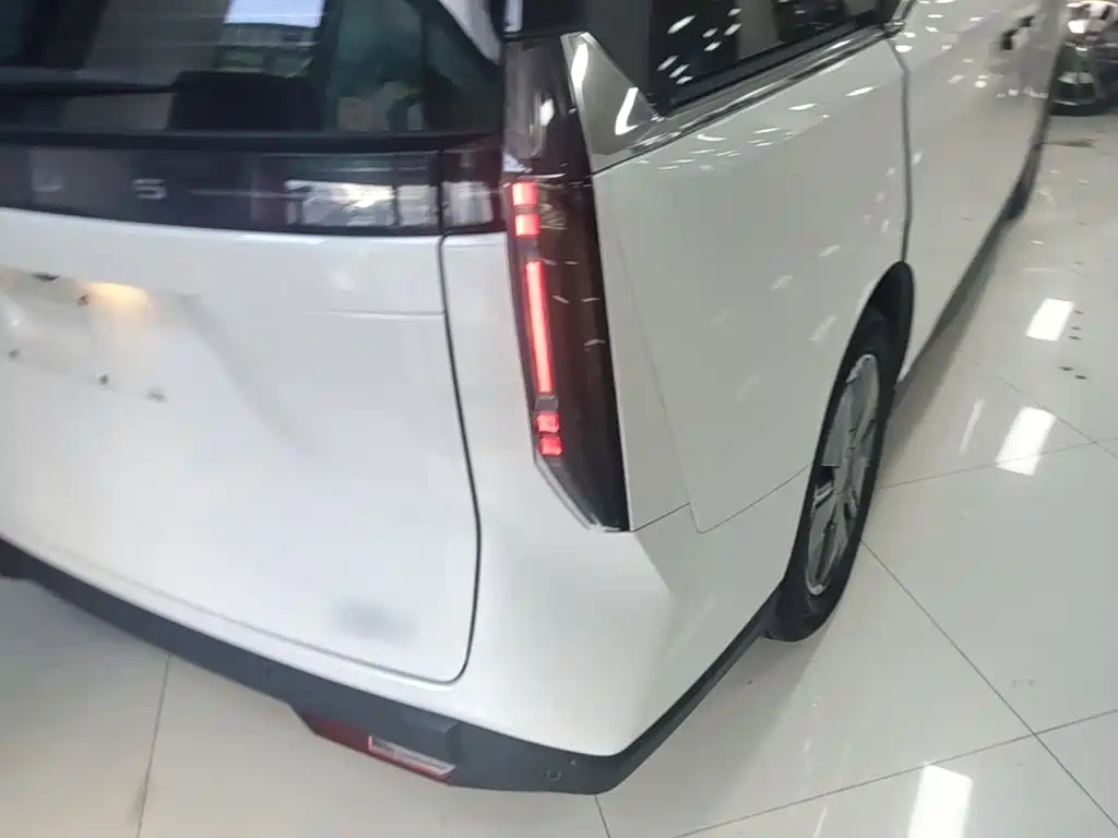 Maxus Dajia 7 — миниатюра 8