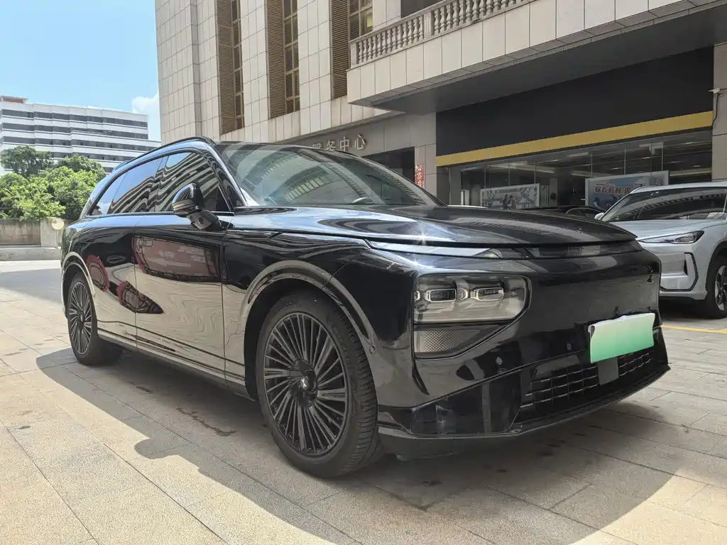 XPeng G9 — миниатюра 7