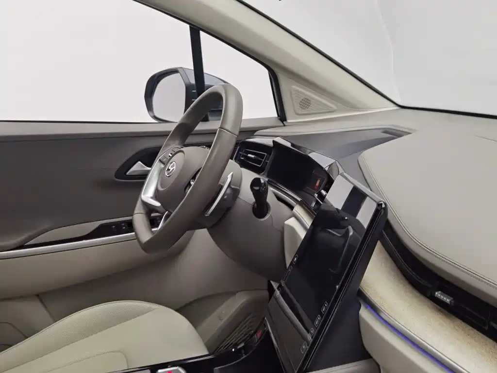 Hyundai Custo — миниатюра 22