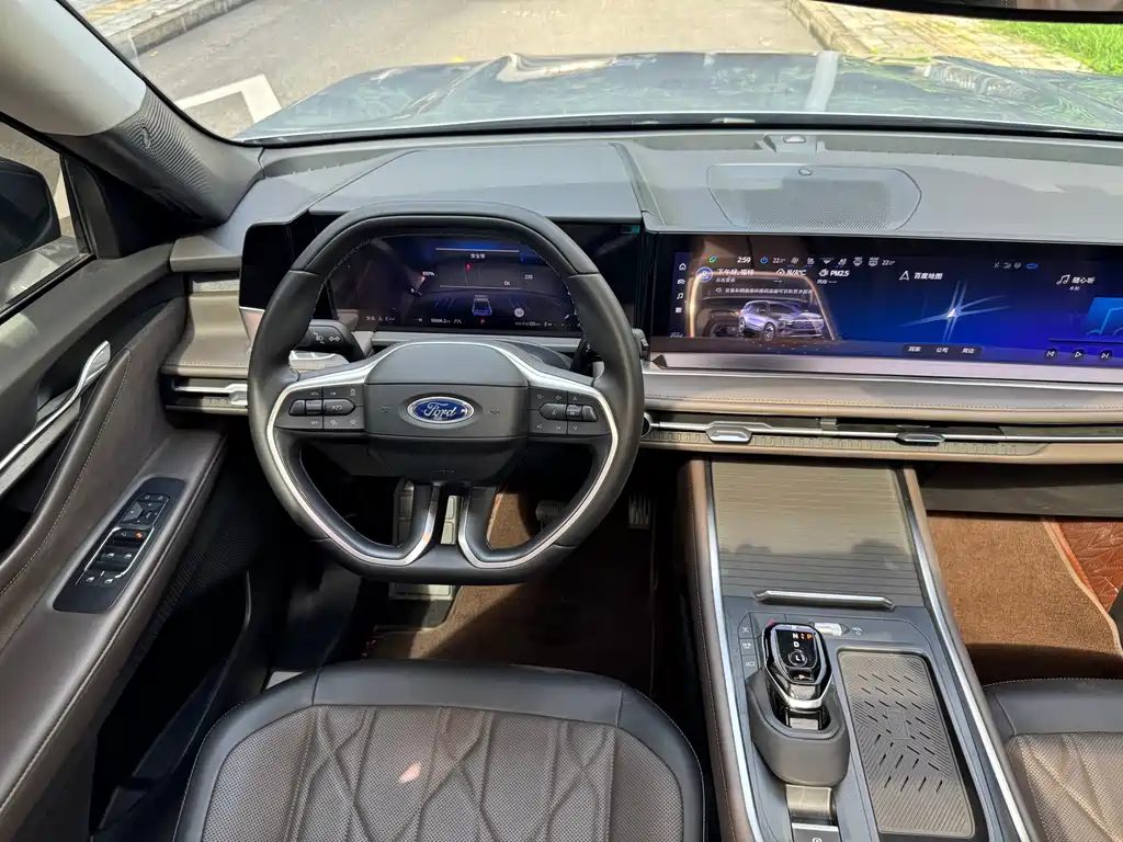 Ford Edge — миниатюра 16