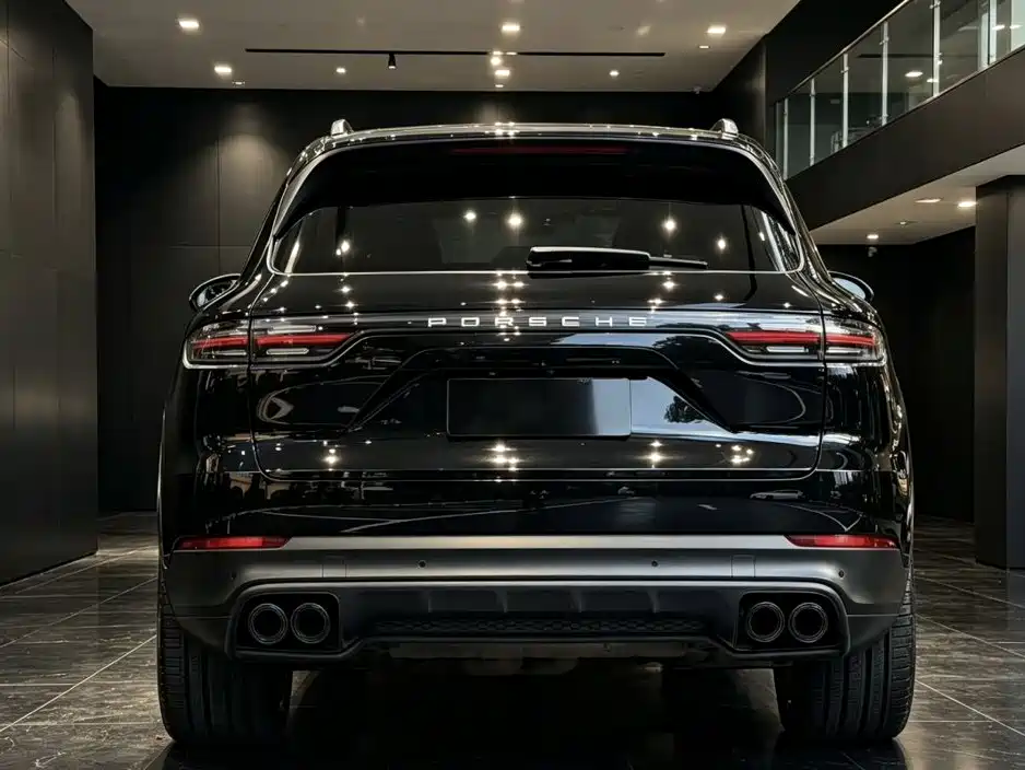 Porsche Cayenne — миниатюра 8