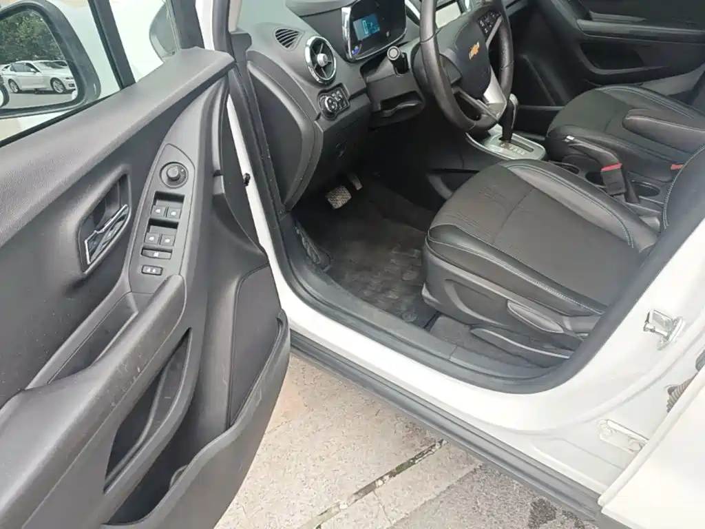 Chevrolet Trax — миниатюра 16