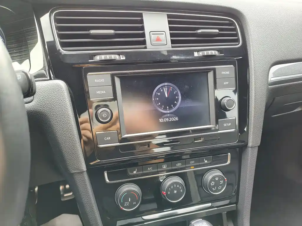 Volkswagen Golf — миниатюра 7