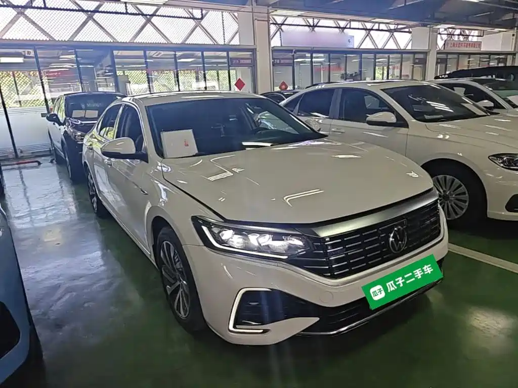 Volkswagen 帕萨特插电混动 — миниатюра 4