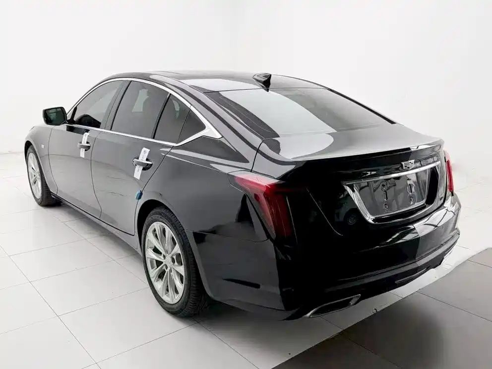 Cadillac CT5 — миниатюра 7