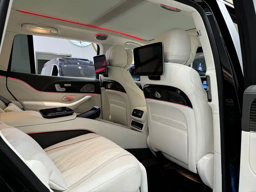 Mercedes-Benz GLS — миниатюра 18