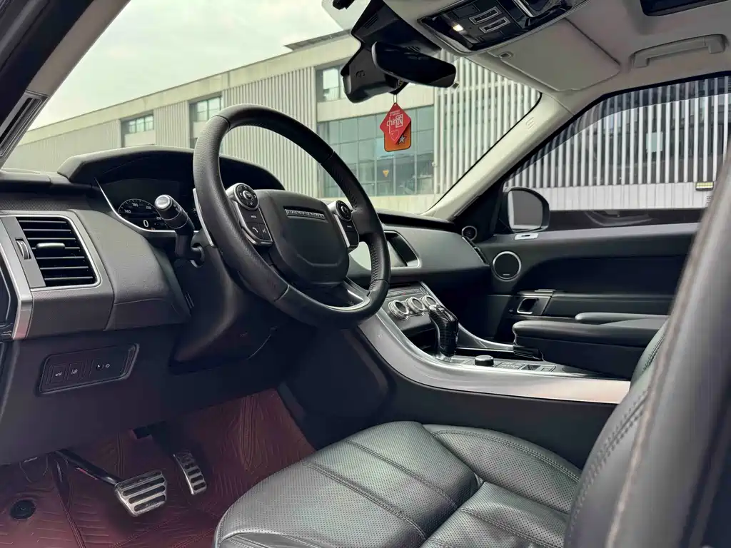 Land Rover Range Rover Sport 2017 3.0 SC V6 HSE DYNAMIC