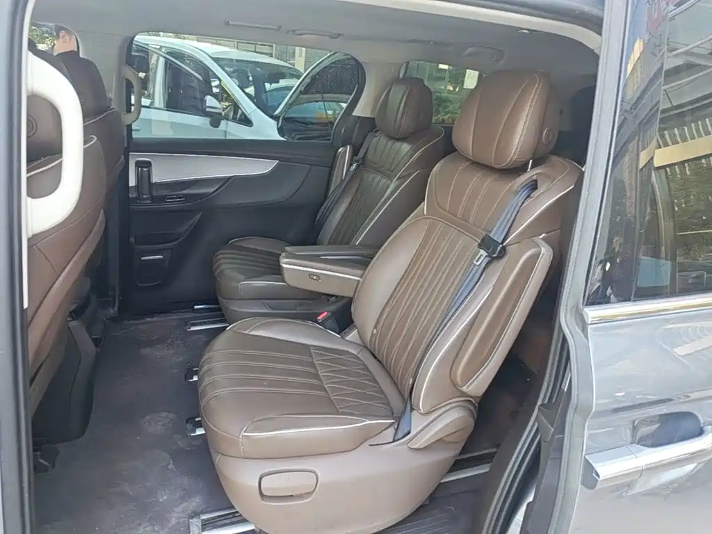Roewe iMAX8 — миниатюра 17
