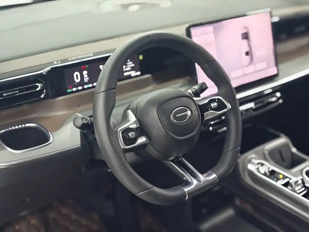 GAC Motor Trumpchi E8 PHEV — миниатюра 14