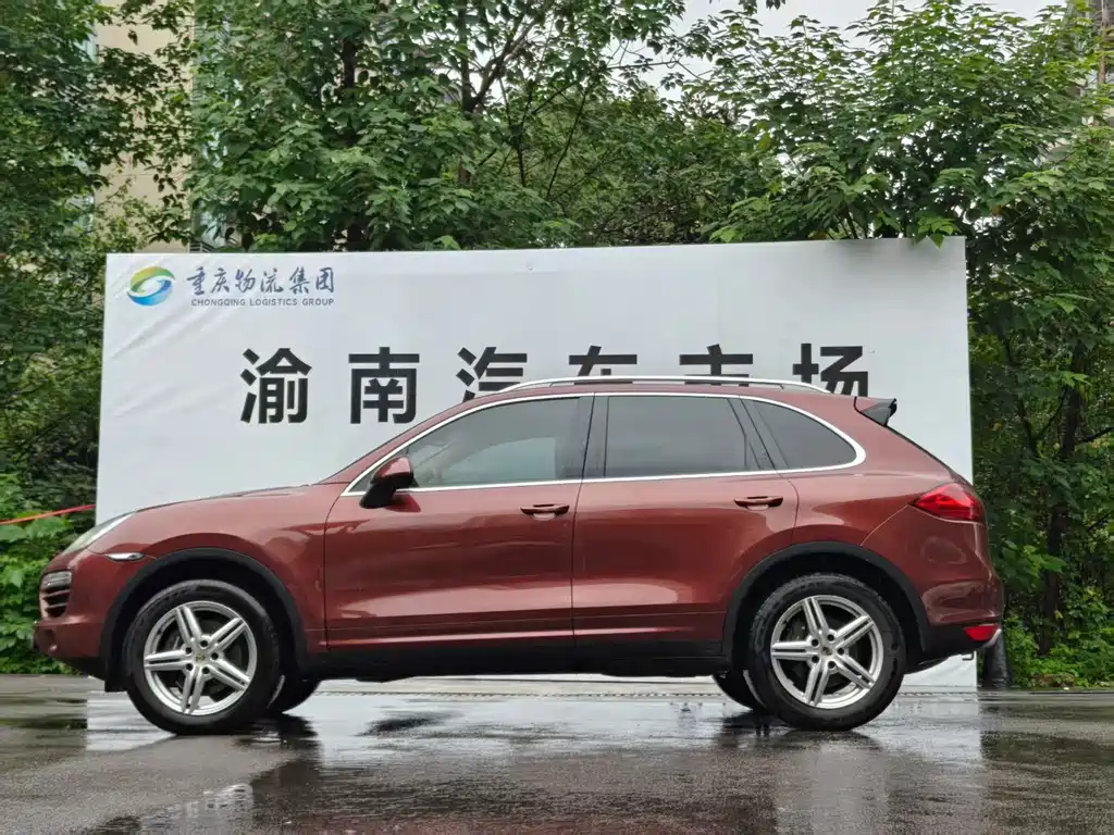Porsche Cayenne — миниатюра 3