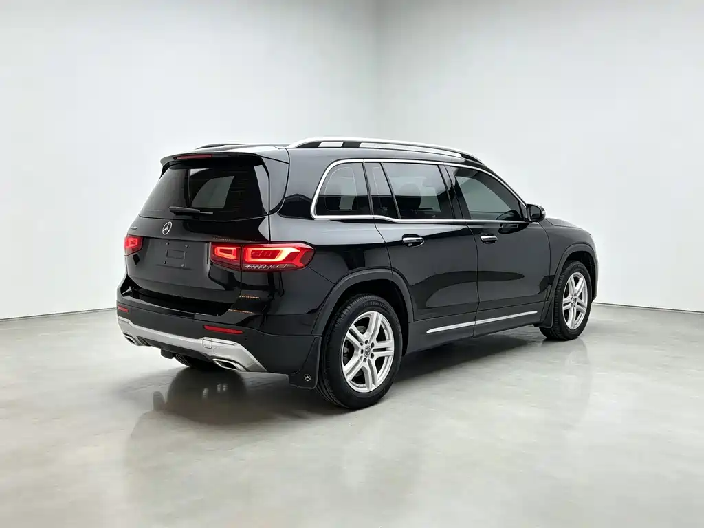 Mercedes-Benz GLB 2023 — фото 9