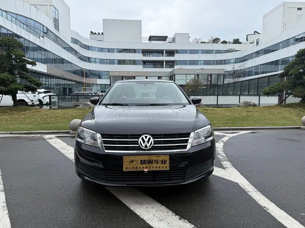 Volkswagen Lavida 2013 1.6L AT