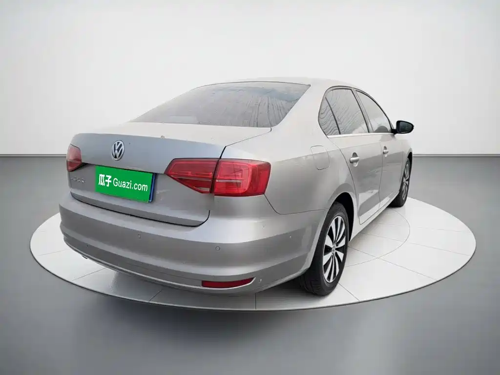 Volkswagen Sagitar — миниатюра 4