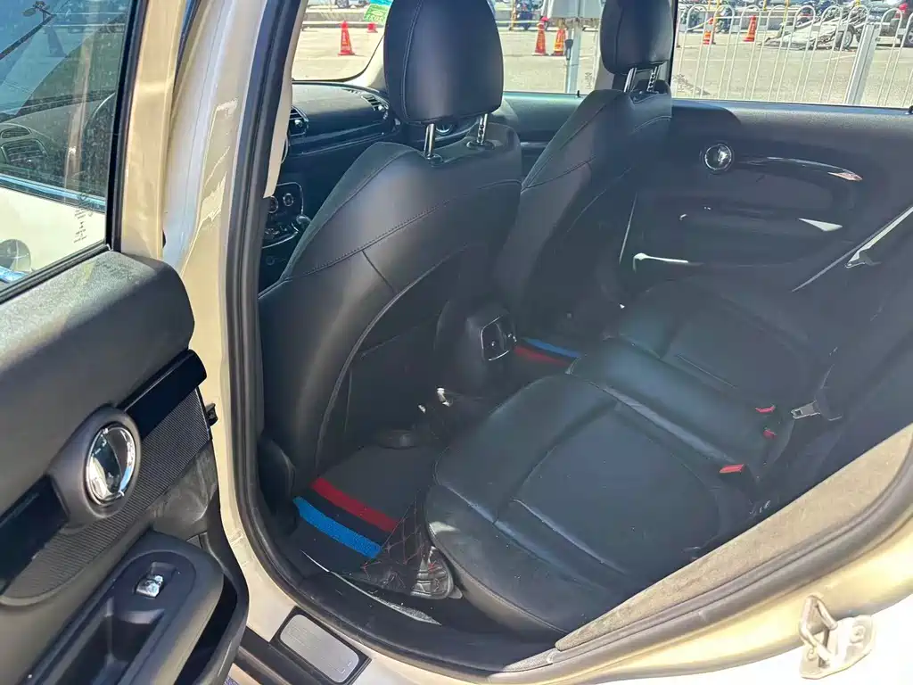 MINI Mini Clubman — миниатюра 9