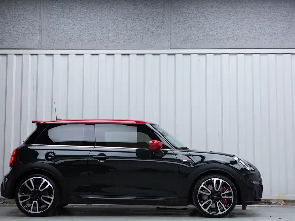 MINI JCW