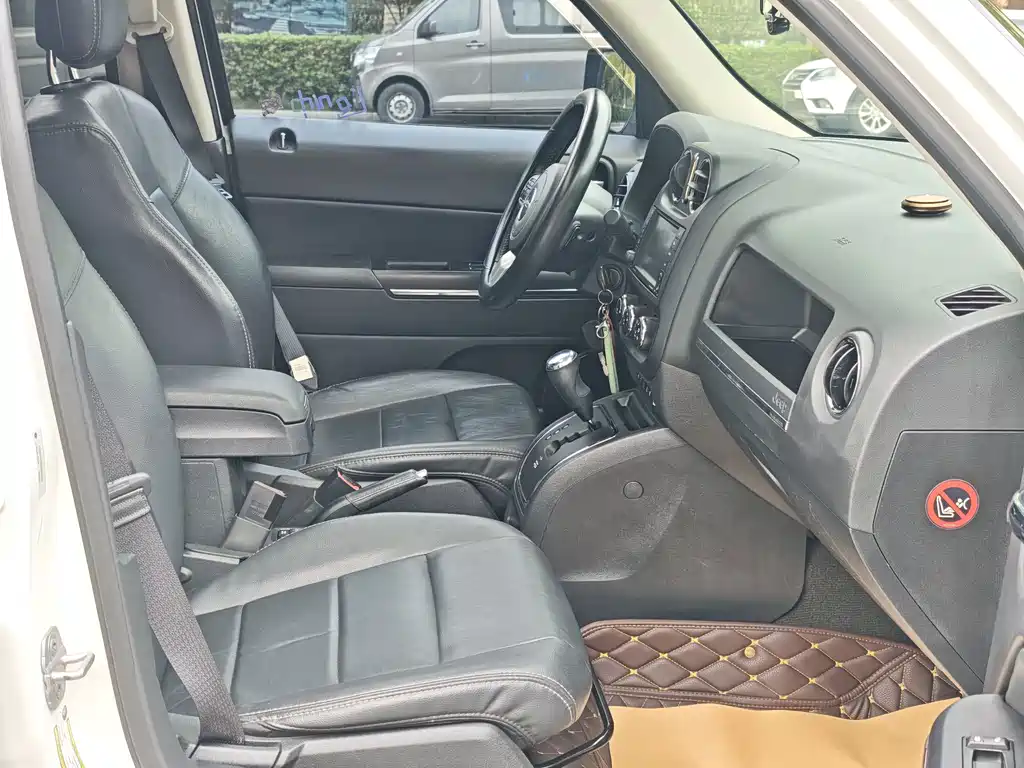 Jeep Patriot — миниатюра 18