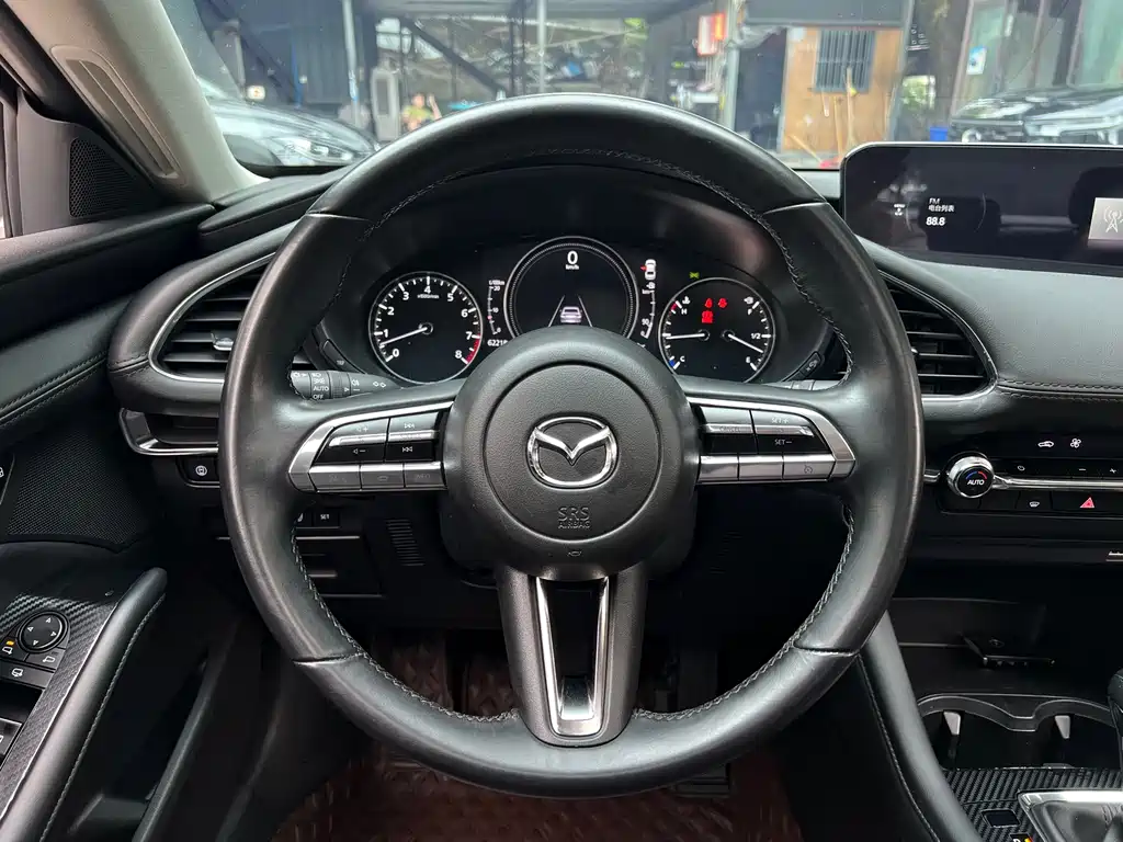 Mazda 3 Axela — миниатюра 12