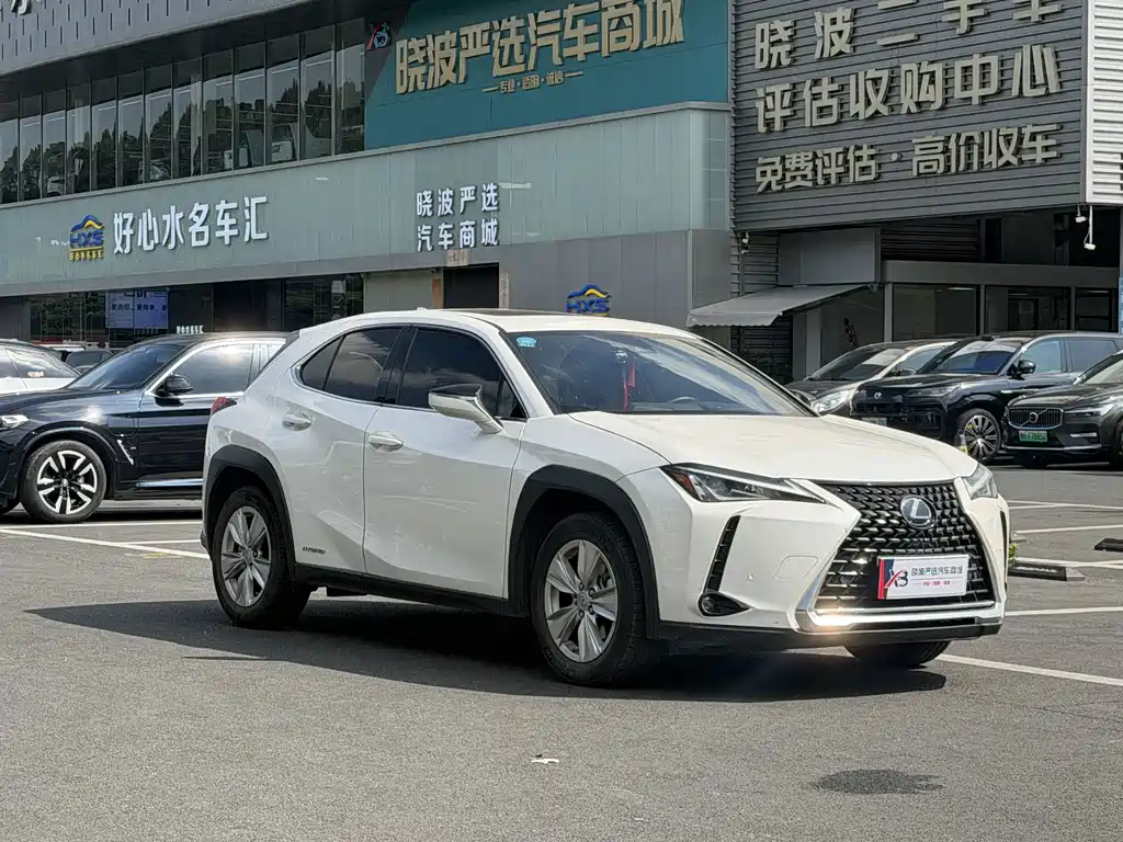 Lexus UX — миниатюра 3