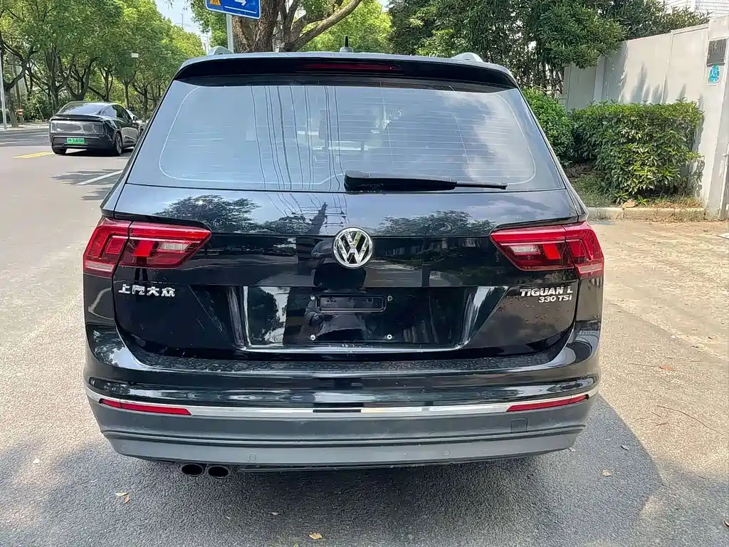Volkswagen Tiguan L — миниатюра 6